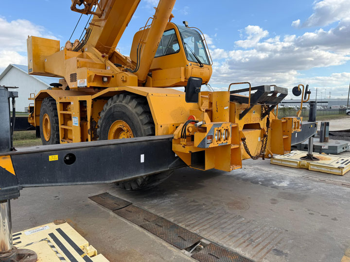 Used Tadano GR-800XL-4 Rough Terrain Crane - Image 3